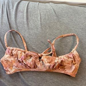 Adjustable target bikini top